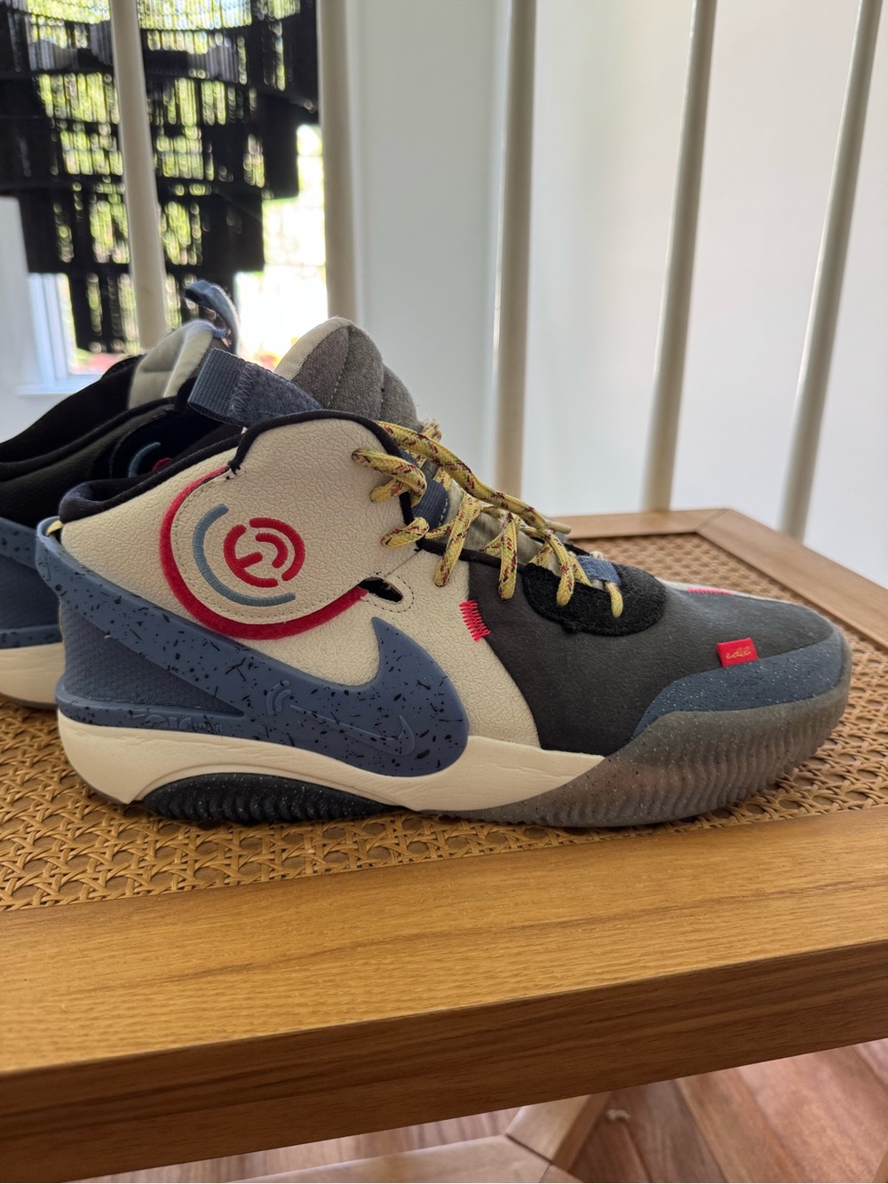 Nike Air Deldon Legacy easy on/off basketball shoes Mend 11.5